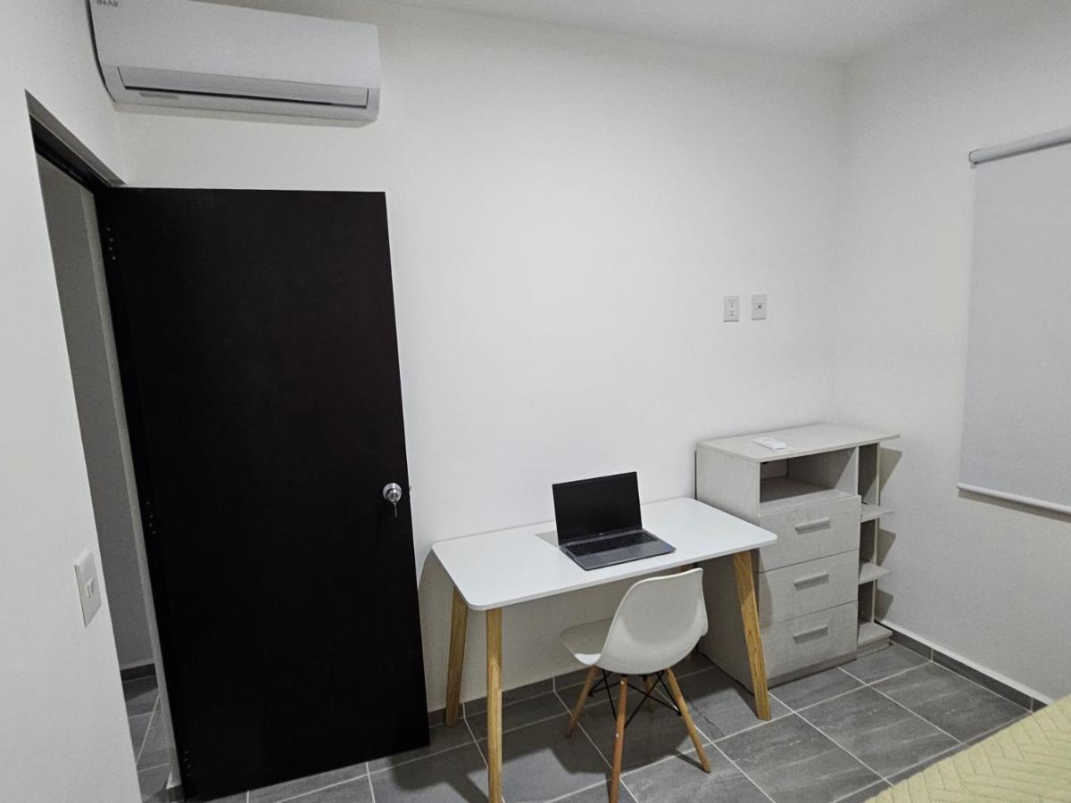 Comodo Departamento En Playa Del Carmen Exterior photo